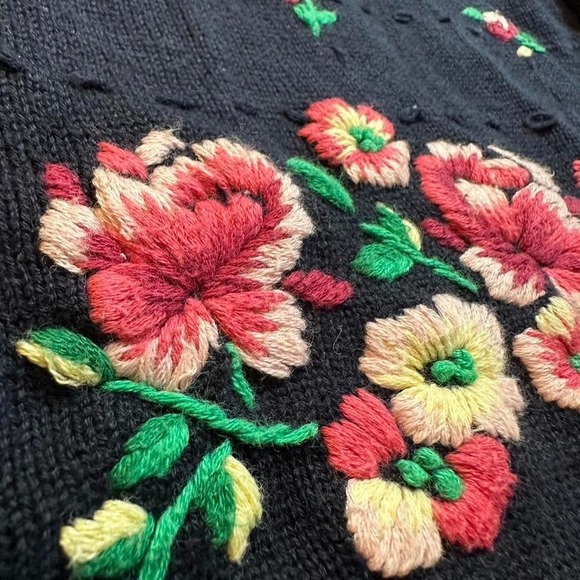Pendleton floral embroidered cottage core cardigan sweater medium‎ - Picture 2 of 4
